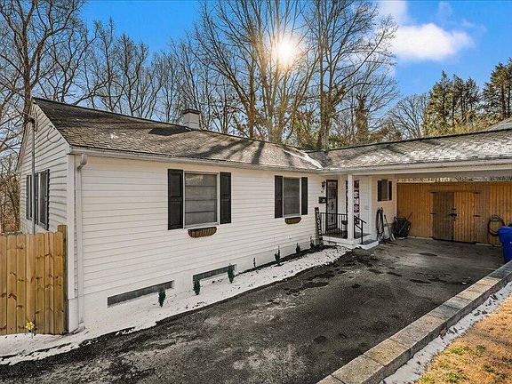 2nd image of 335 East Dr