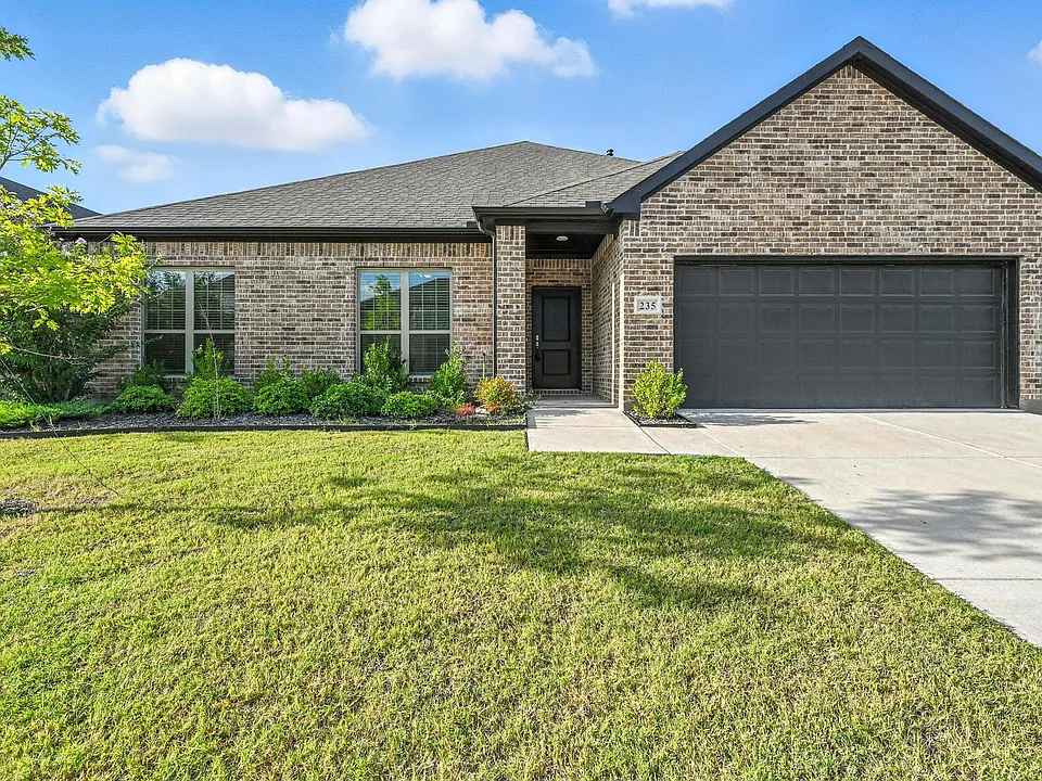235 Community Dr