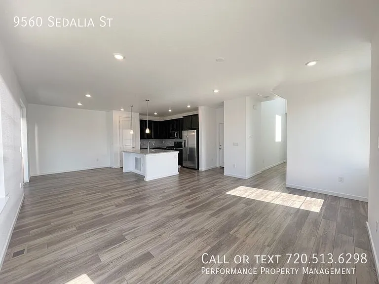 9560 Sedalia St — Photo 9