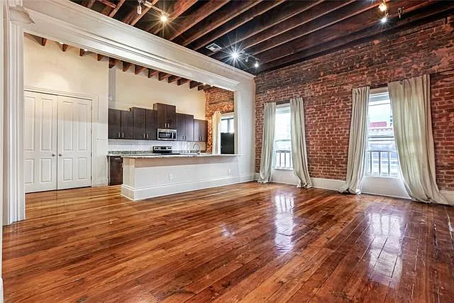 137 Carondelet St #404 — Photo 4