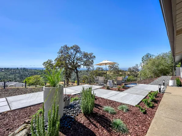 8155 Hubbard Rd, Auburn, CA 95602