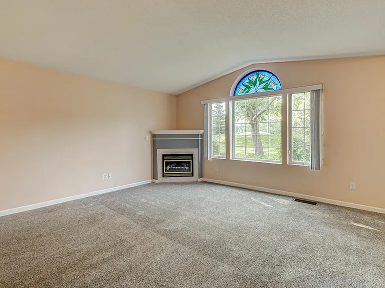 1300 Carriage Dr #A — Photo 18