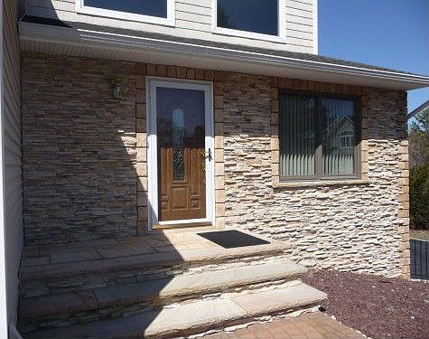 4th image of 69 Lindron Ave