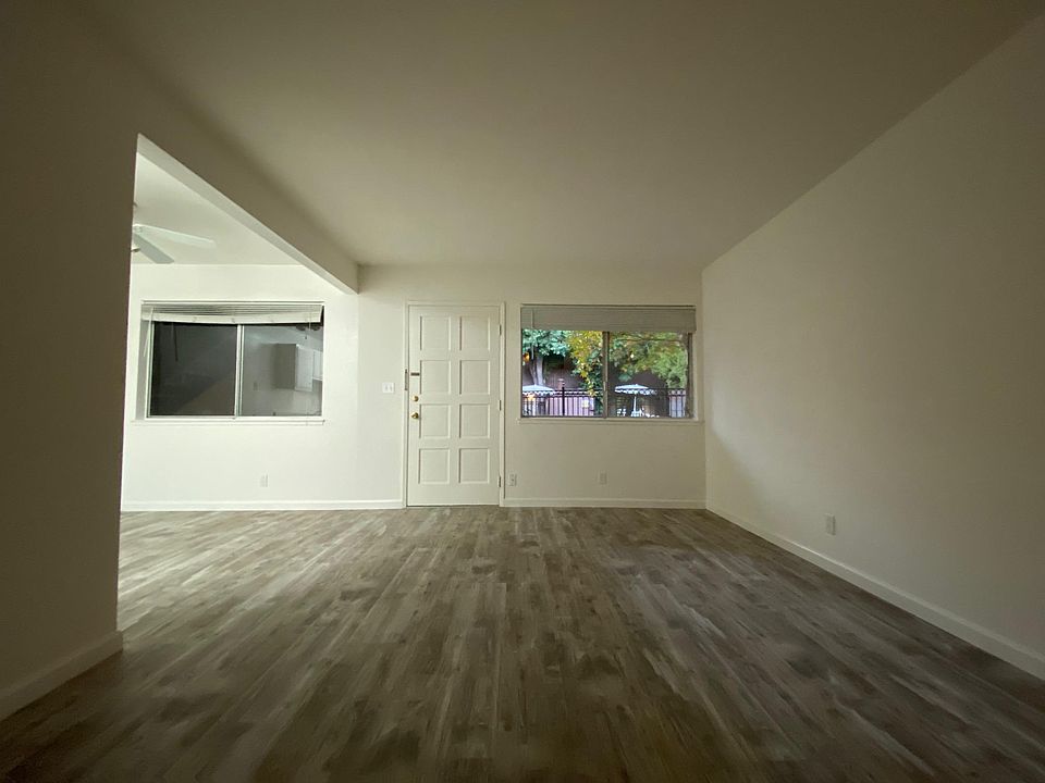 1st image of 303 Chiquita Ave APT 6