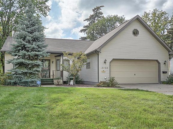 2nd image of 3733 Norwood Dr