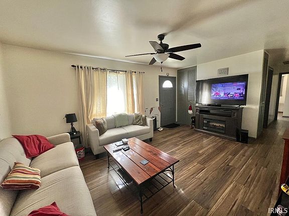 4th image of 3312 Sherwood Dr