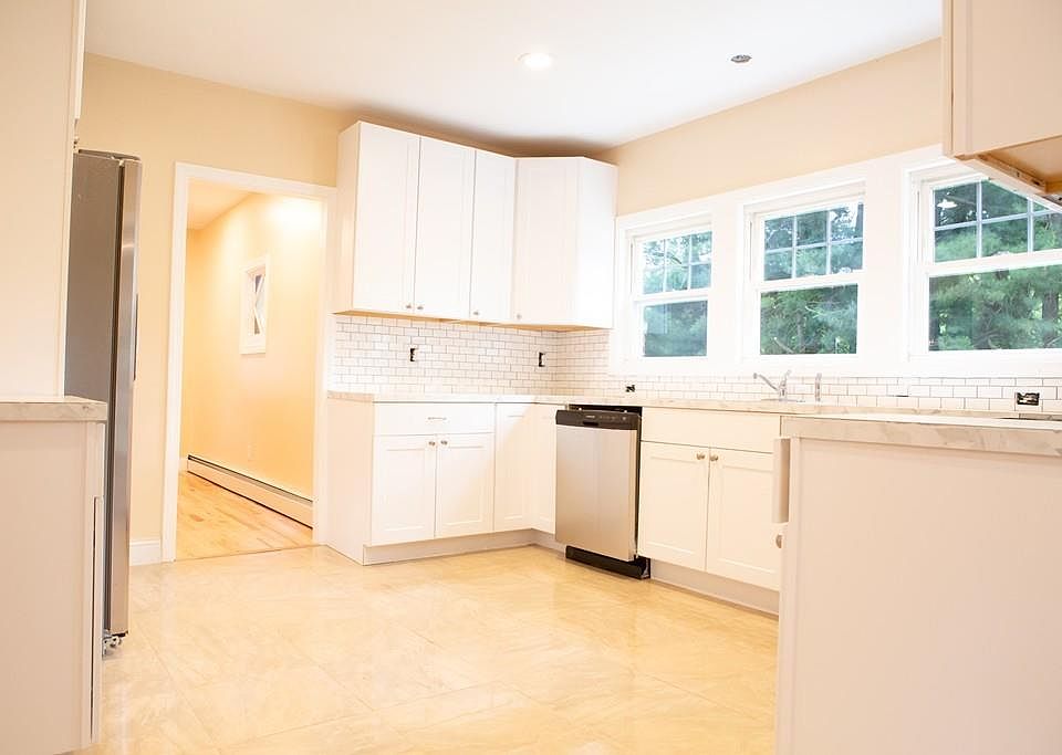1st image of 68 Highland Ave