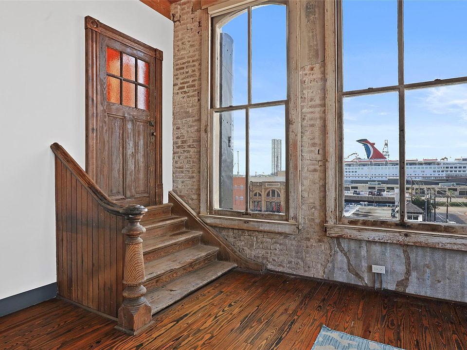 1st image of 2400 Mechanic St #407