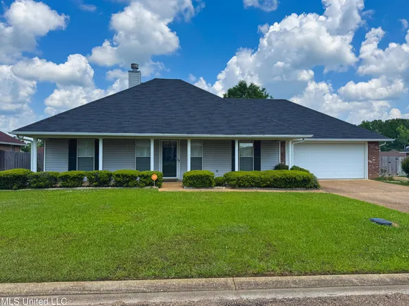 816 Bullrun Cir, Jackson, MS 39272