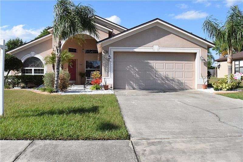 1st image of 10413 Crestfield Dr