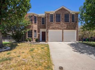 114 Coyote Run, Waxahachie, TX 75165