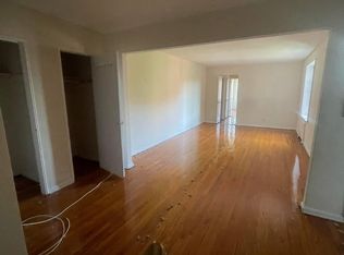 (Undisclosed Address), Jamaica, NY 11435