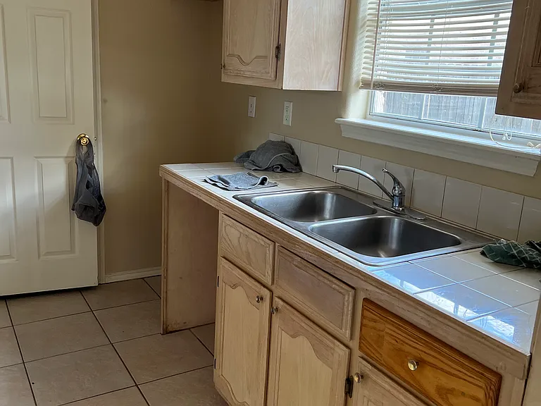 817 Sonesta Dr #3 — Photo 14