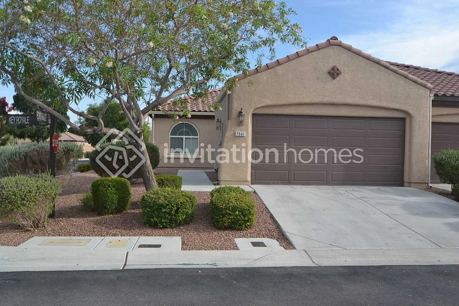 7541 Key Royale Ct Las Vegas, NV 89131 — Photo 1