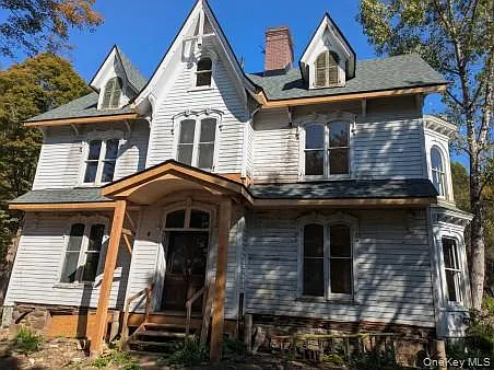 24 Reed Avenue photo 1