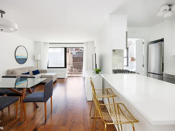132 E 35th St #8E, New York, NY 10016