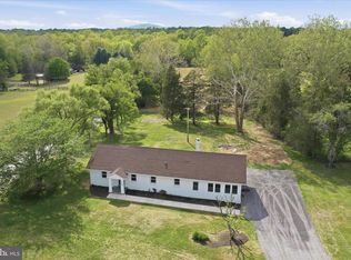 2502 Holly Springs Rd, Amissville, VA 20106