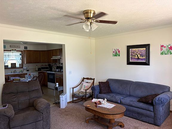 4th image of 115 N Russell Ave