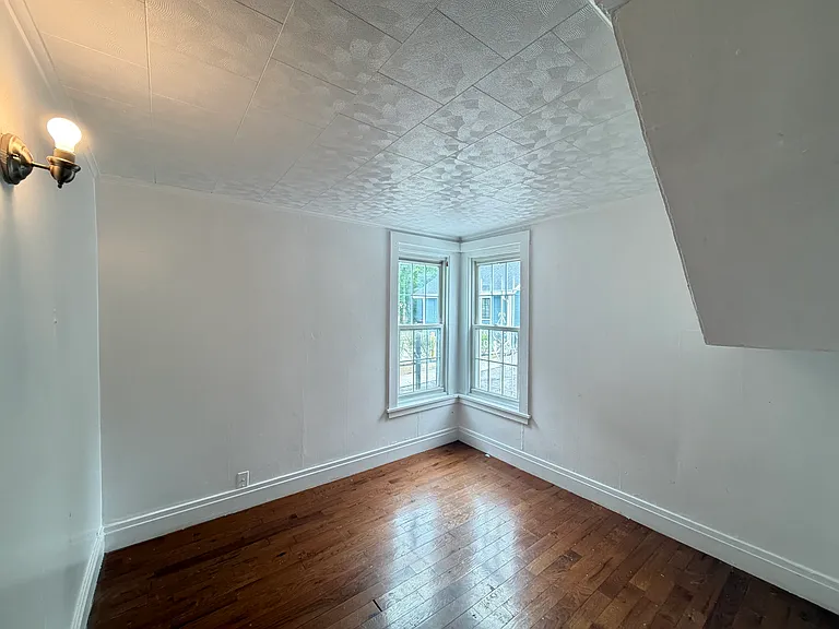 1080 Elmwood Ave #1 — Photo 32