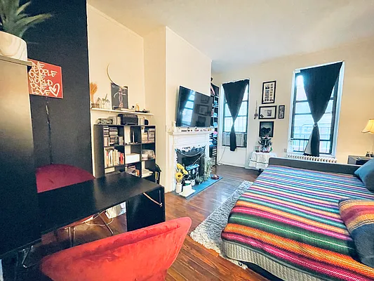 Rented by Ovation Properties, LLC | media 20