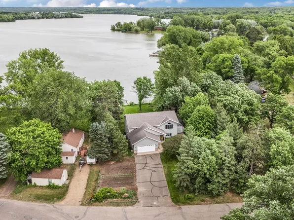 9900 W Lake Ct, Rice, MN 56367