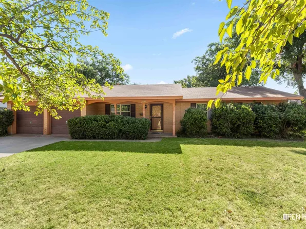 2827 Barrywood Dr, Wichita Falls, TX 76309