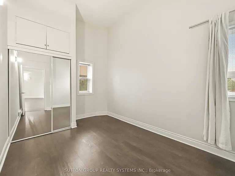 482 Queen St W #303 — Photo 12