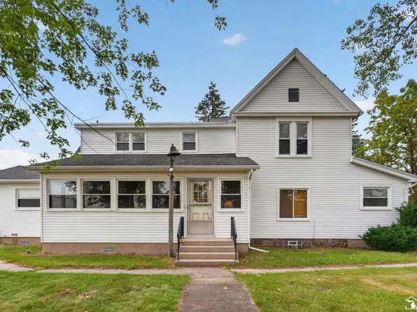 8040 Tuttle Hill Rd, Ypsilanti, MI 48197