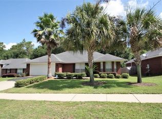 5872 Spyglass Dr, Mobile, AL 36618