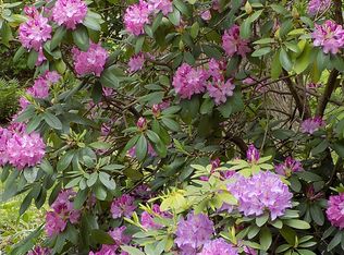 30571 N Greenbriar Rd, Franklin, MI 48025