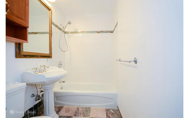 Rented by Douglas Elliman | media 3