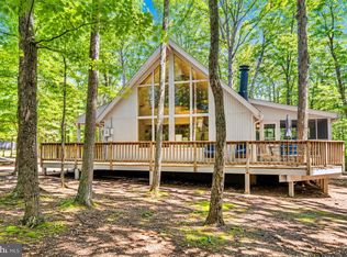 975 Tuckahoe Trl, Hedgesville, WV 25427