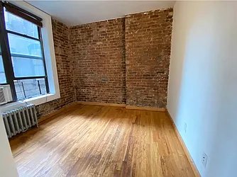 Rented by Best Apartments North Inc