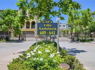 613 E 223rd St UNIT B, Carson, CA 90745