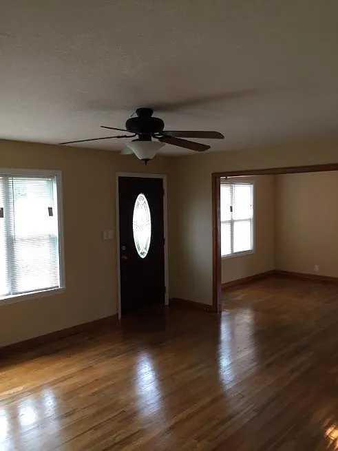 3 bed, 2.0 bath, 1626 sqft, $1,500 — Photo 4