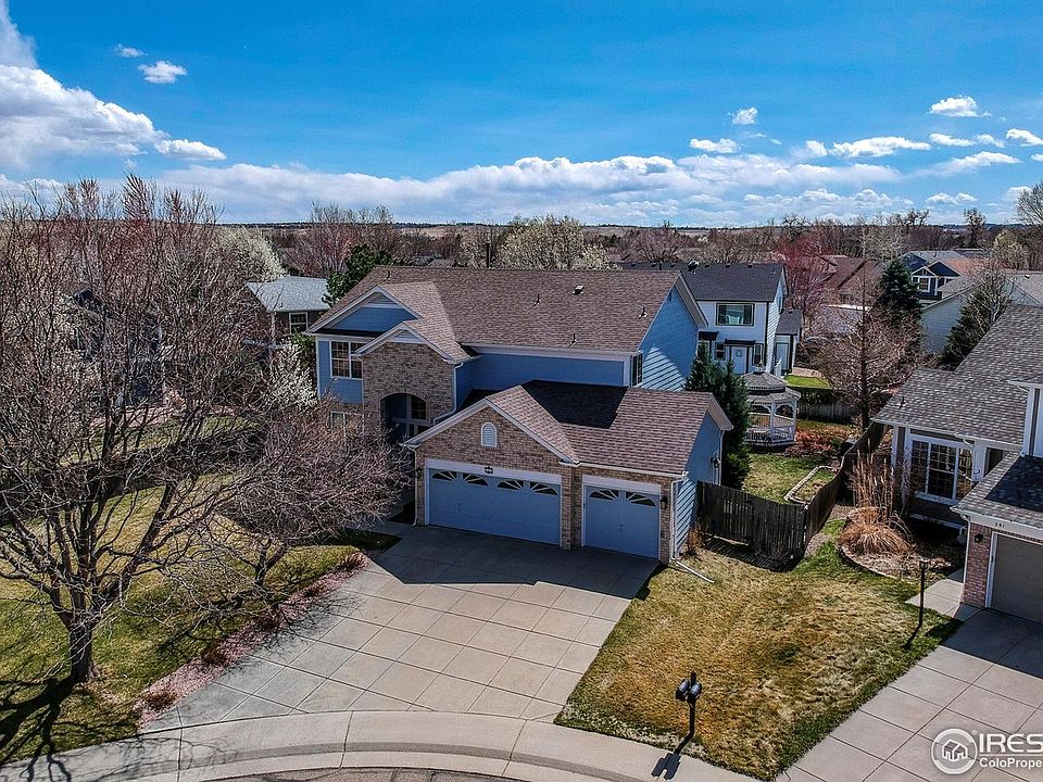 1st image of 355 Sprucewood Ct