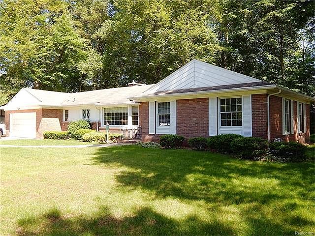 1st image of 2208 Crestline Dr