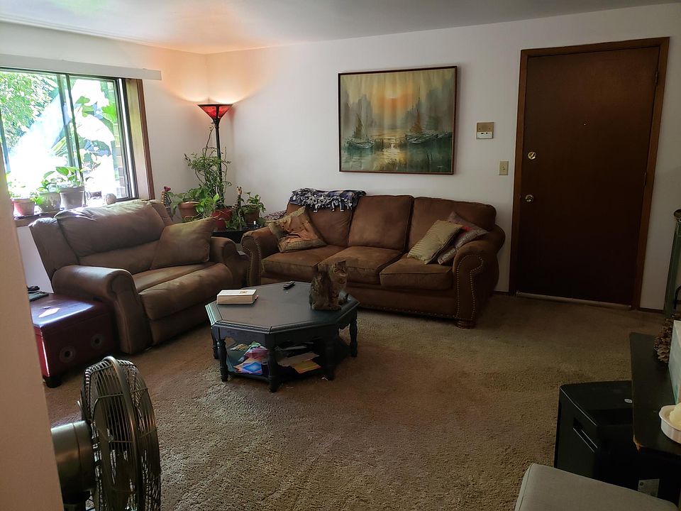 2nd image of 1252 N 68th St APT 202