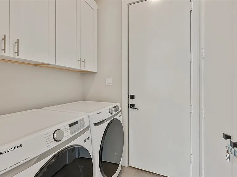 274 Estates Cir — Photo 8