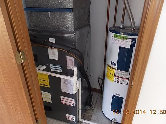 4th image of 7743 Downey Ln