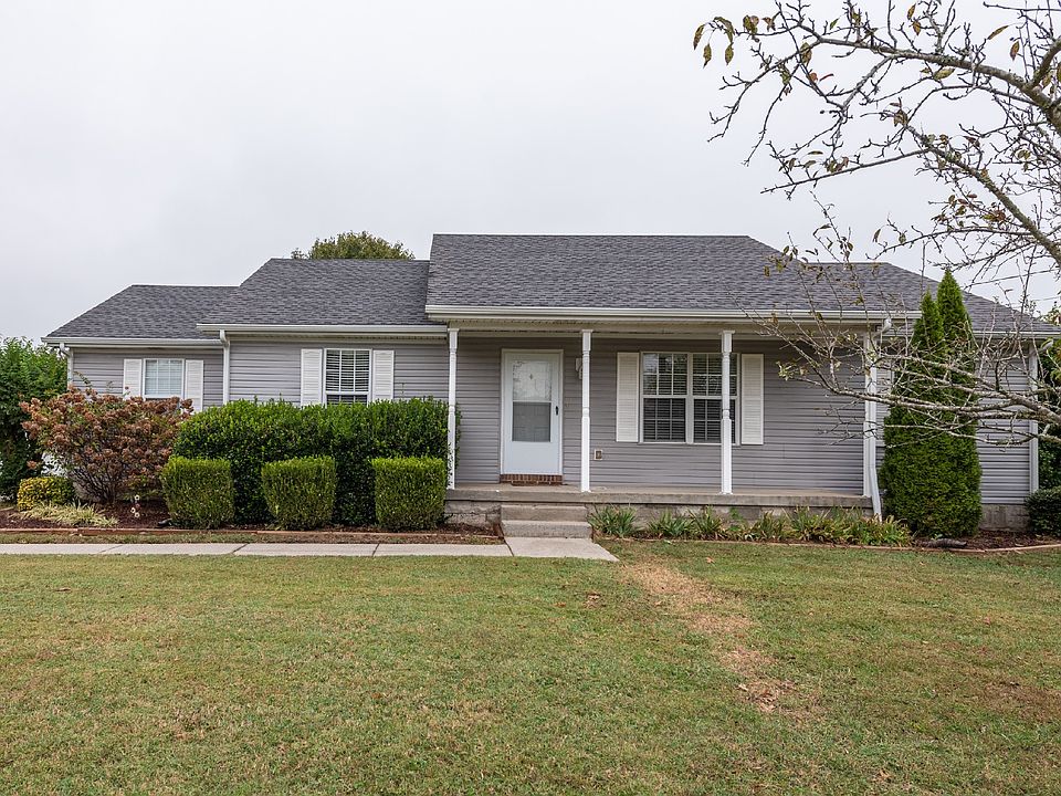 1st image of 3135 Meadowhill Dr