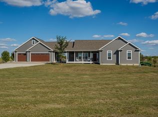 6610 SE Shawnee Heights Rd, Berryton, KS 66409