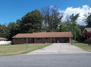 6420 Glenwillow Dr, North Royalton, OH 44133