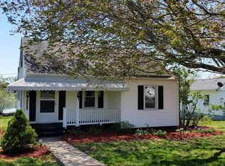 7474 Orchard Rd, Radford, VA 24141