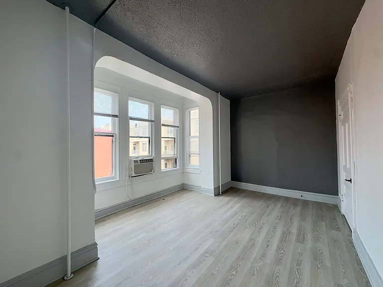 Mount Vernon Residences I — Photo 15