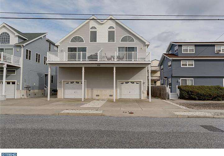 1st image of 233 39th St #E