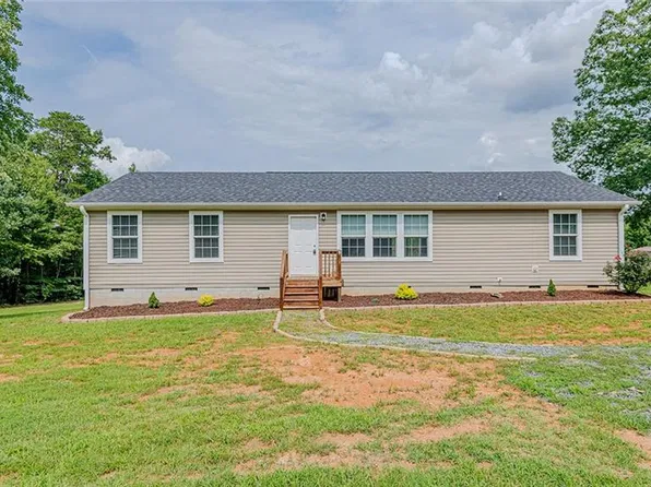 851 Chandler Mill Rd, Reidsville, NC 27311
