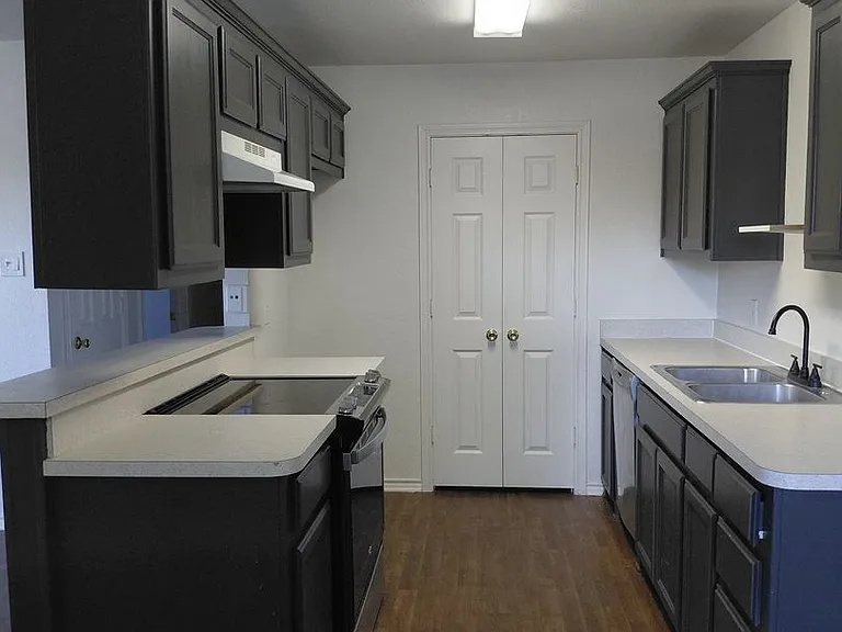 1561 Greenwood Rd #103 — Photo 26