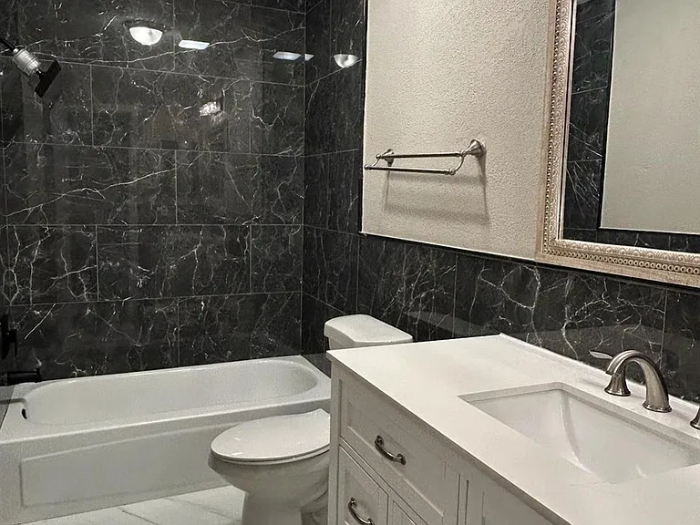 14210 Orchard Farms Ln — Photo 12