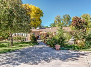 912 Macario Ln NE, Los Lunas, NM 87031
